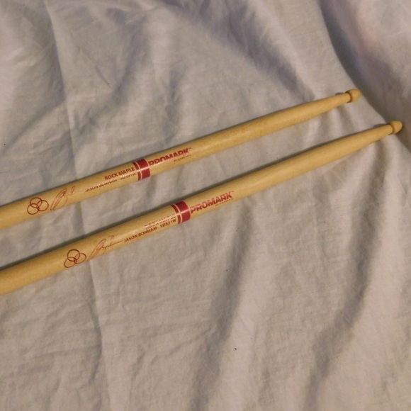 Promark Maple Drum Sticks Signed by Jason Bonham - Picture 1 of 4